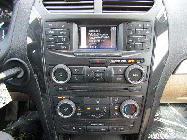 Ford Explorer 2017 photo 18